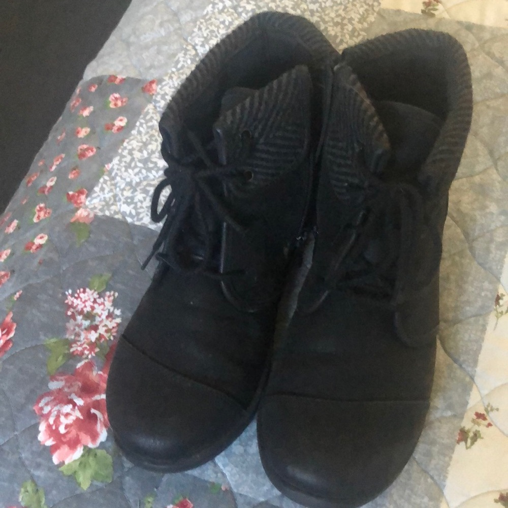 Ankle boots